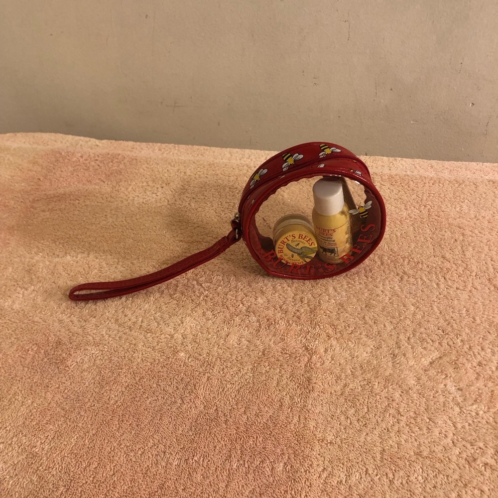 Vintage Burt’s Bees Wristlet With Travel Size Products NOS